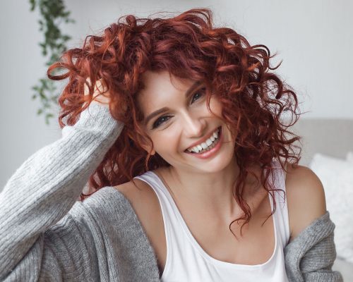 curly-hair-red-hair-woma-center-crop